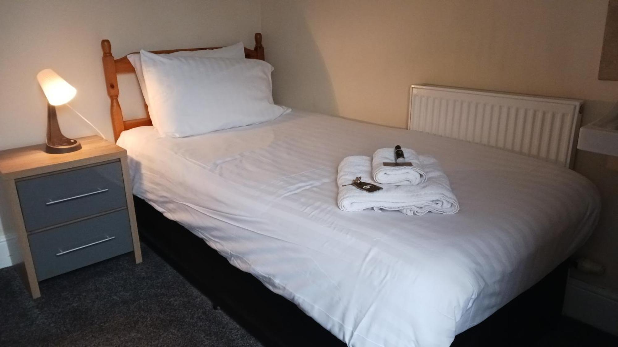 Mair'S Hotel Bridgend  Buitenkant foto