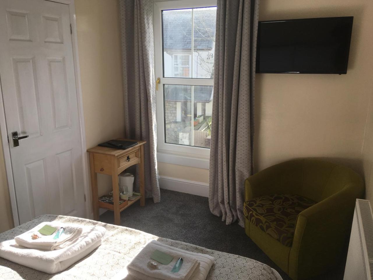 Mair'S Hotel Bridgend  Buitenkant foto