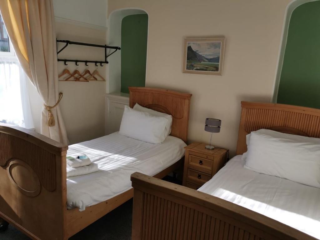 Mair'S Hotel Bridgend  Buitenkant foto