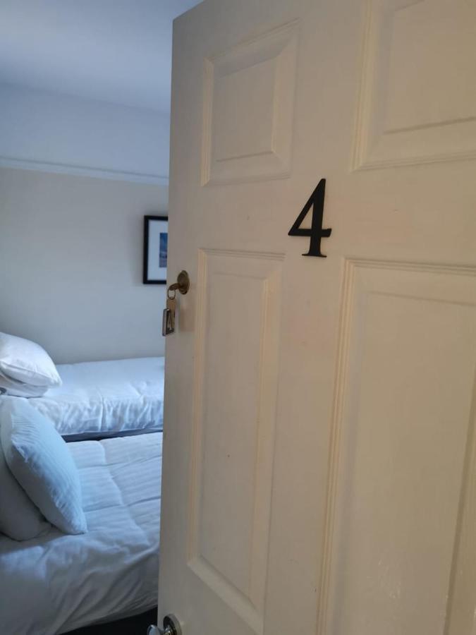 Mair'S Hotel Bridgend  Buitenkant foto