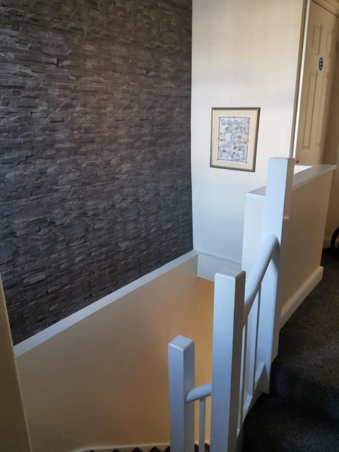 Mair'S Hotel Bridgend  Buitenkant foto