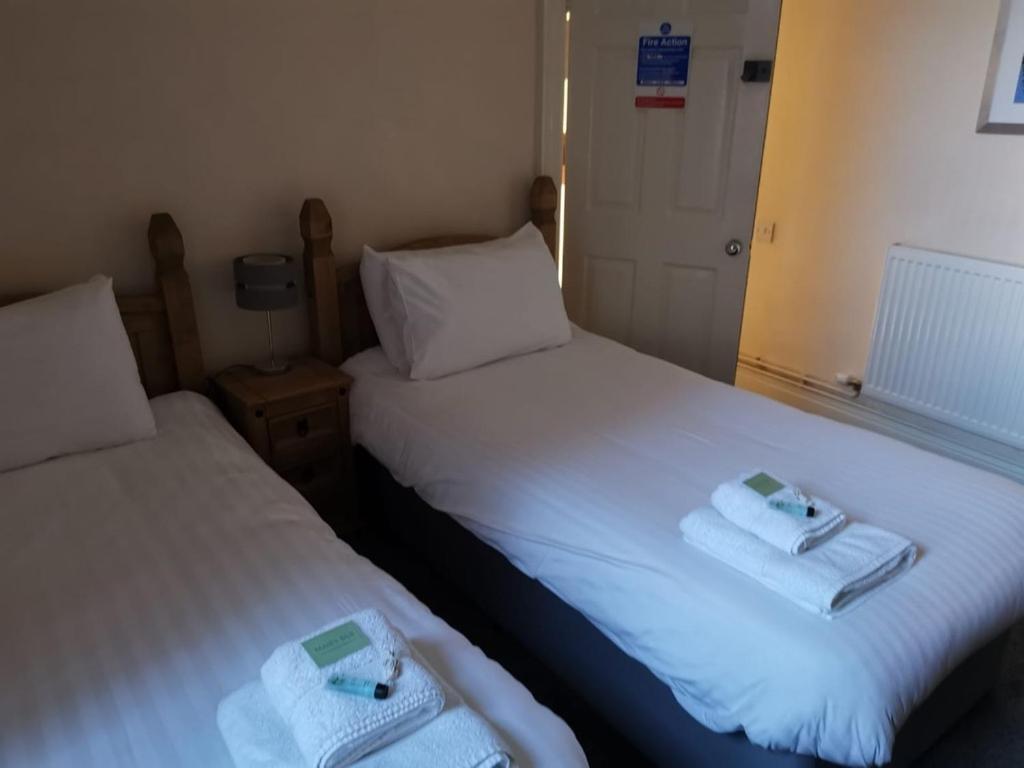 Mair'S Hotel Bridgend  Buitenkant foto
